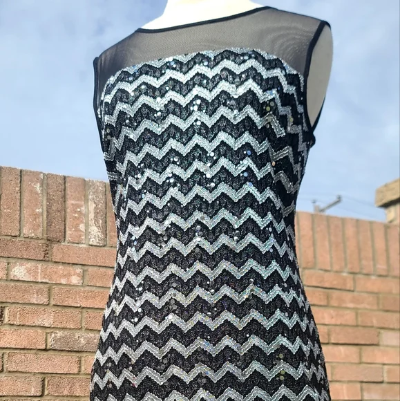 R & M Richards sequin dress - Picture 2 of 7